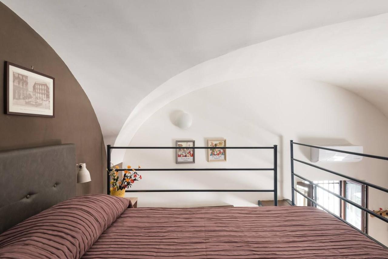 Il Vicoletto Guest House Катания Екстериор снимка